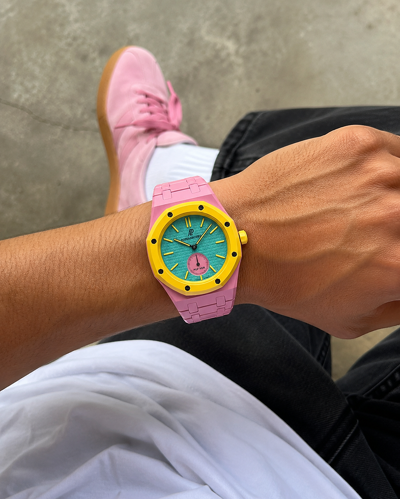 Le bracelet en acier intégré rose